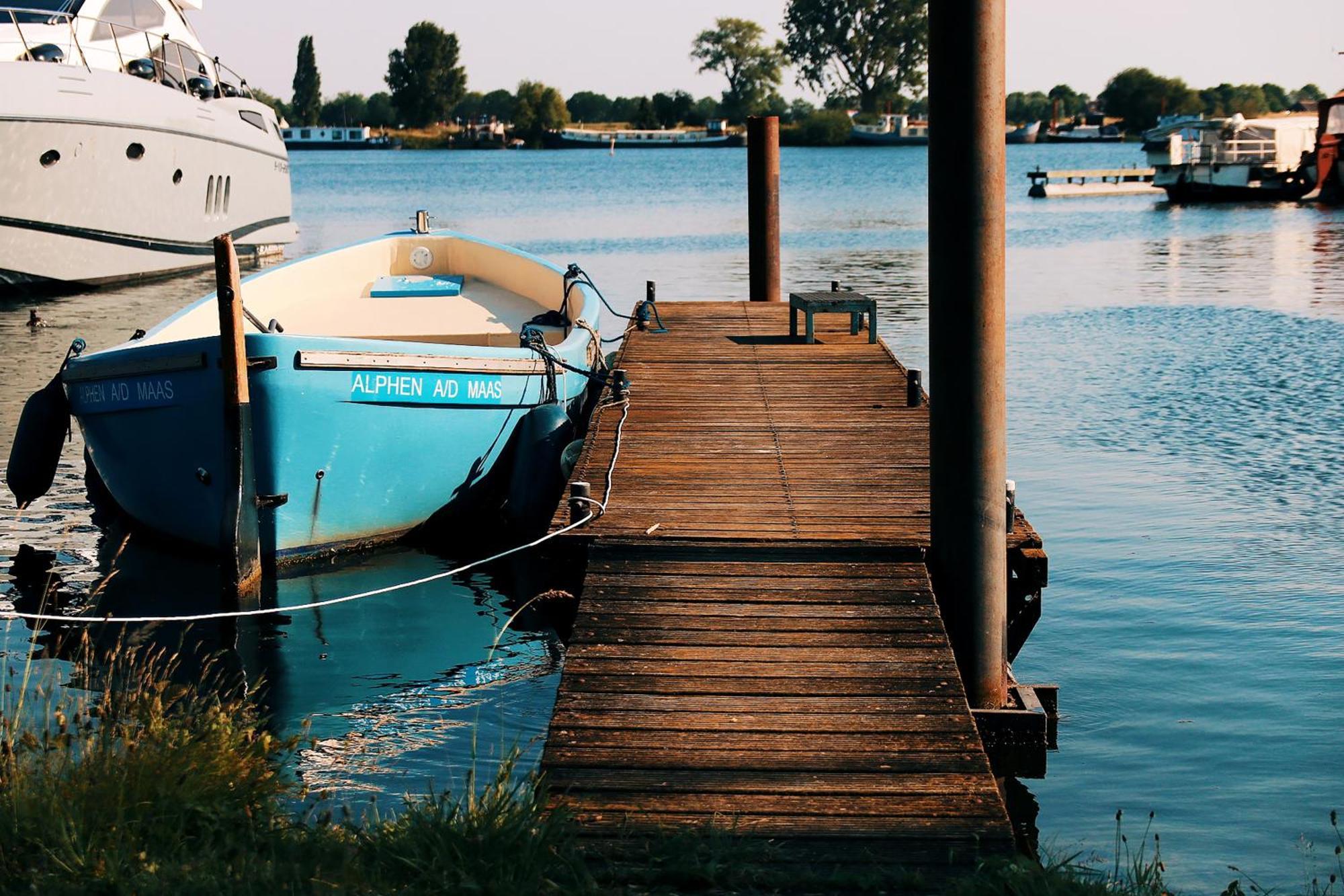Luxury Lake Lodge Alphen  ภายนอก รูปภาพ