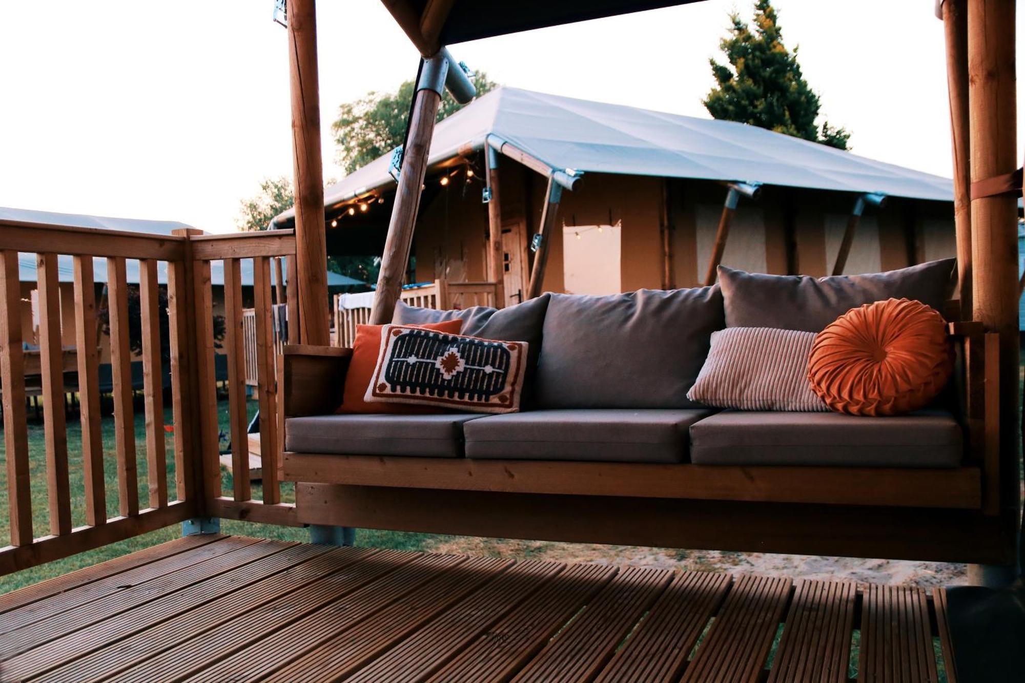 Luxury Lake Lodge Alphen  ภายนอก รูปภาพ