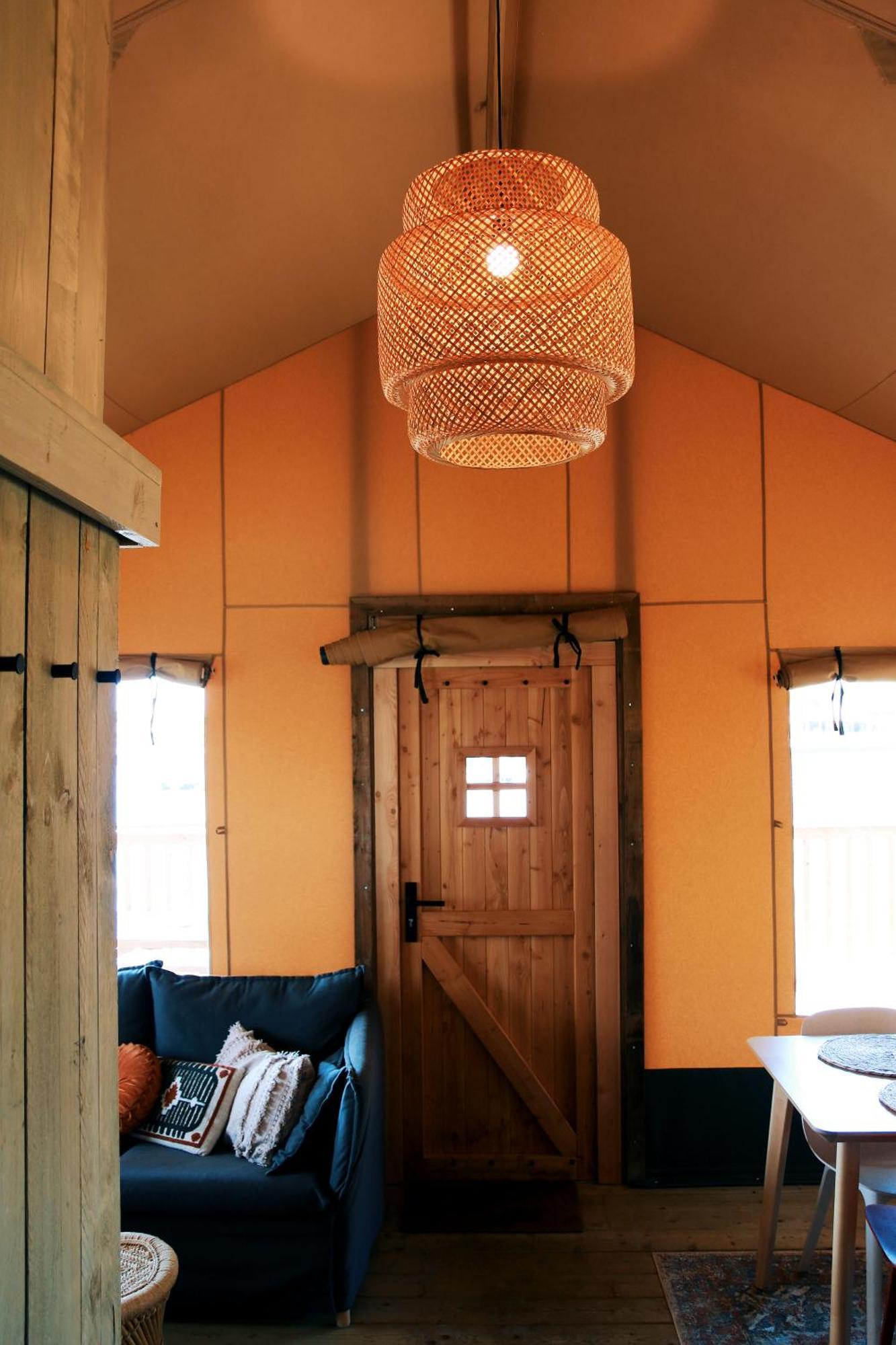 Luxury Lake Lodge Alphen  ภายนอก รูปภาพ