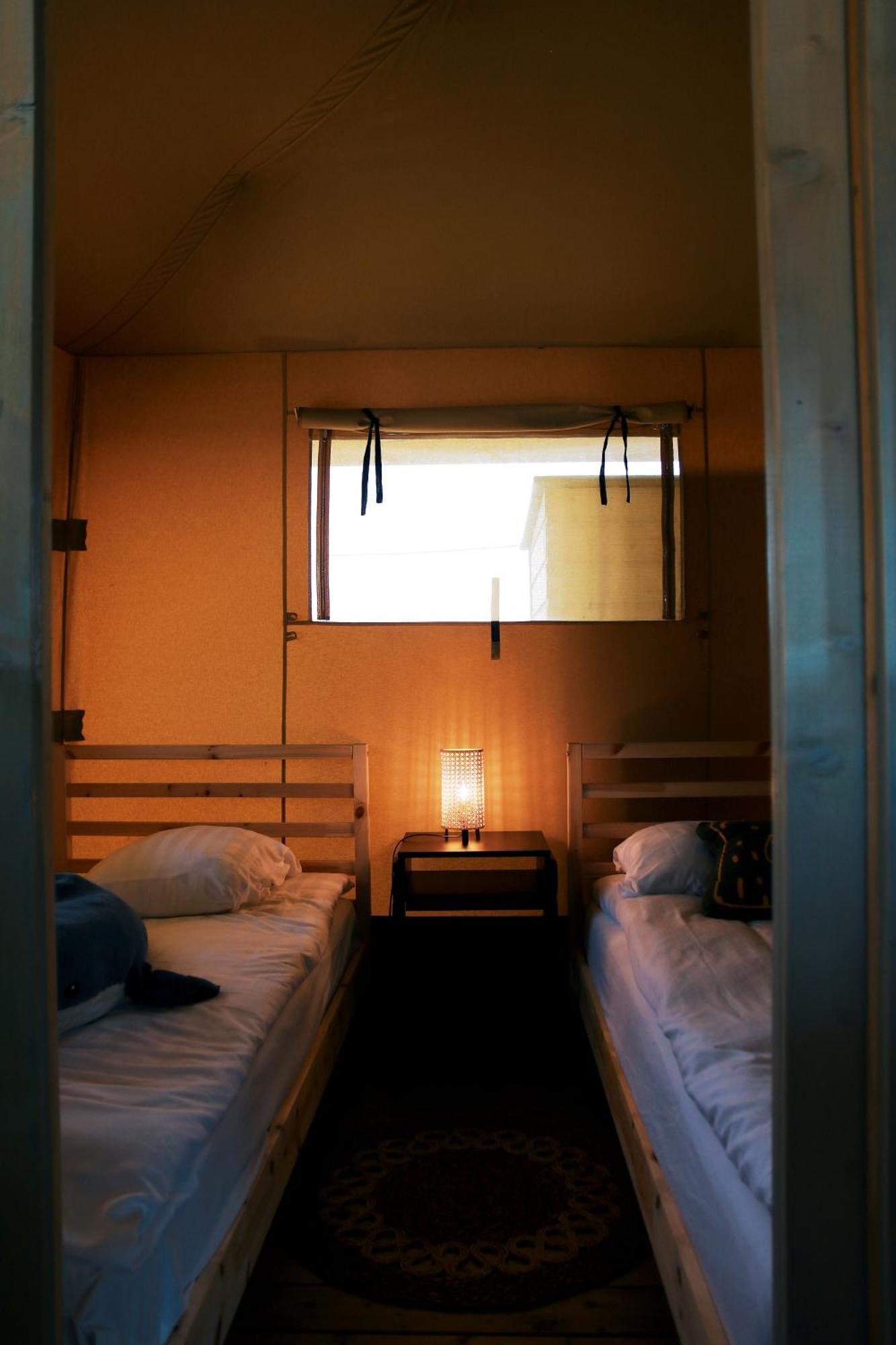 Luxury Lake Lodge Alphen  ภายนอก รูปภาพ